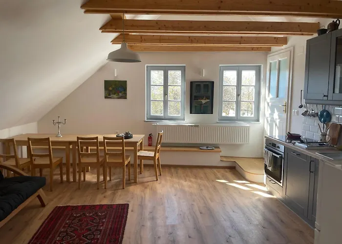 Lapillo Vendeghaz * Köveskál